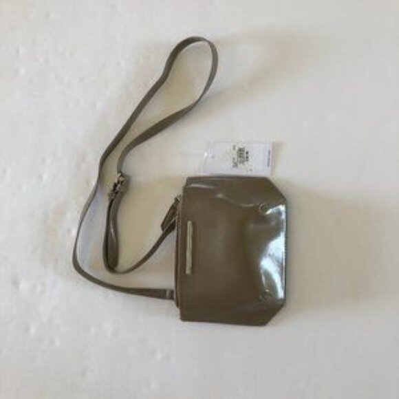 Kensie Neutral Small Crossbody Bag NWT - Picture 2 of 5